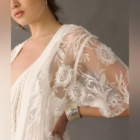 Anthropologie Current Air Sheer Floral Appliqué Kimono - Picture 1 of 16